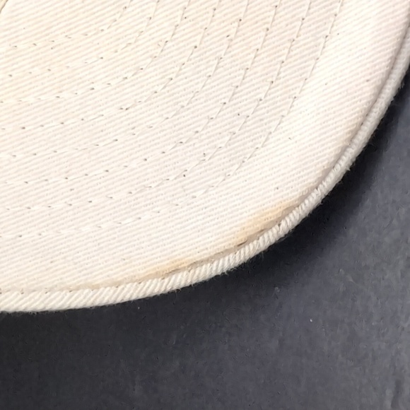 VGT, Mohr's Florida Cream Colored Snapback Hat. - Picture 8 of 13